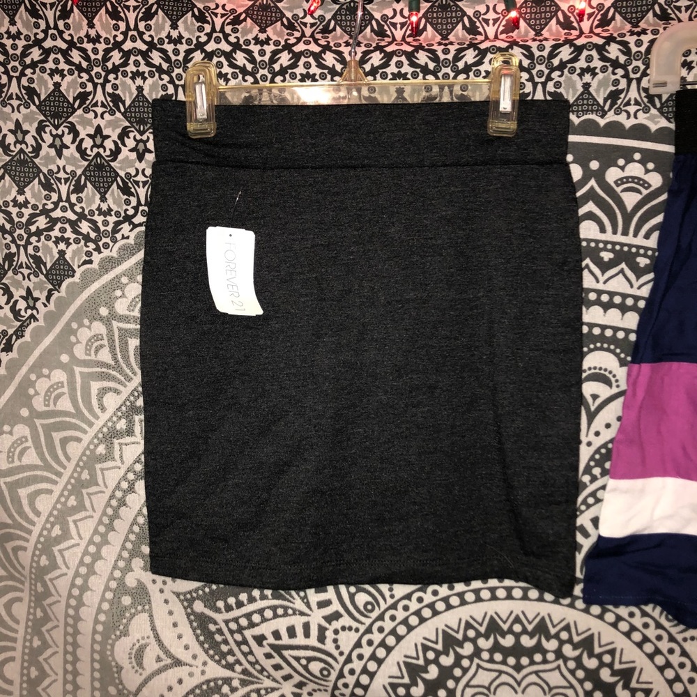💗FOREVER 21 LOT💗 Two Skater/Mini Skirts! NWT!♥️ - Picture 3 of 6